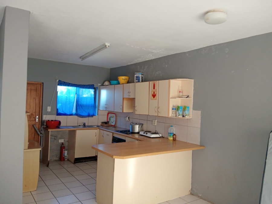 12 Bedroom Property for Sale in Humansdorp Eastern Cape